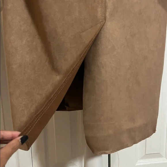 Classic Suede Tan Trench Coat for Women Size Medium - Picture 8 of 11
